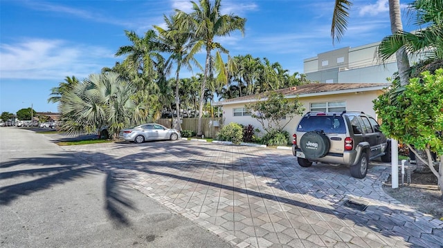 1348 Holly Heights Dr Unit 17, Fort Lauderdale, FL 33304 - view of front of house featuring stucco siding