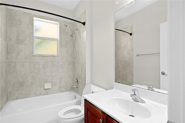 798 Quartz Ter, Palm Beach, FL 33413 - full bath featuring vanity and bathing tub / shower combination