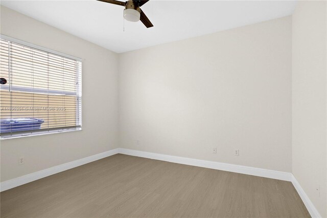 798 Quartz Ter, Palm Beach, FL 33413 - photo 32