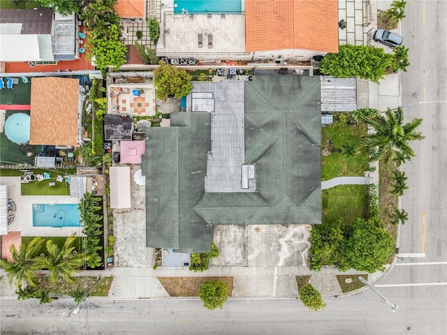 190 E 16th St, Hialeah, FL 33010 - drone / aerial view