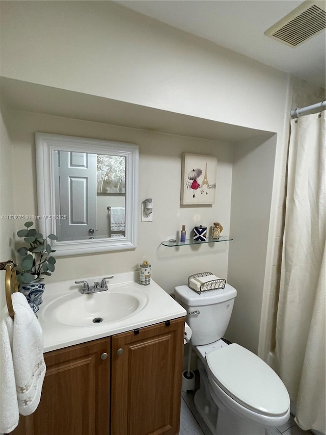 291 NW 95th St, Miami, FL 33150 - bathroom featuring vanity and curtained shower