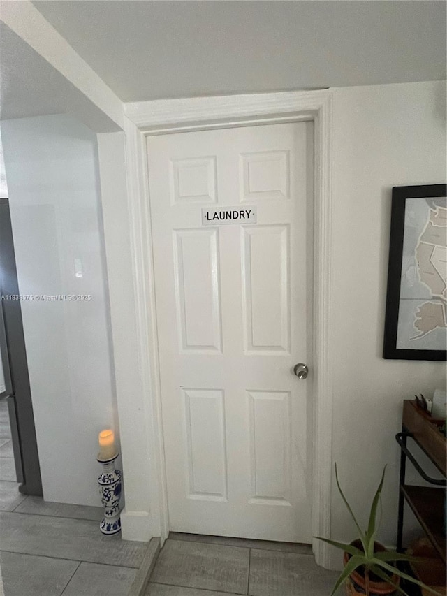 291 NW 95th St, Miami, FL 33150 - view of hallway