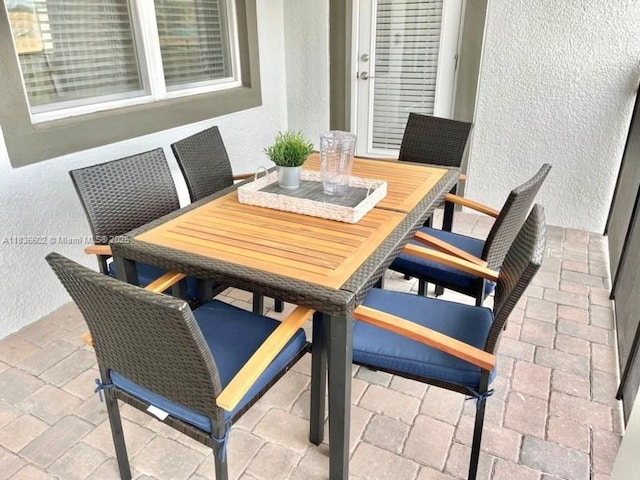 9338 Sommerset Hls, Kissimmee, FL 33896 - view of patio / terrace featuring outdoor dining area