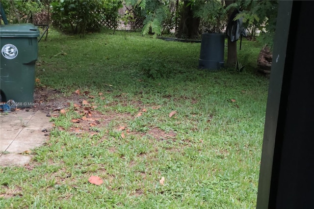 256 Broward Ave, Green Acres, FL 33463 - view of grassy yard