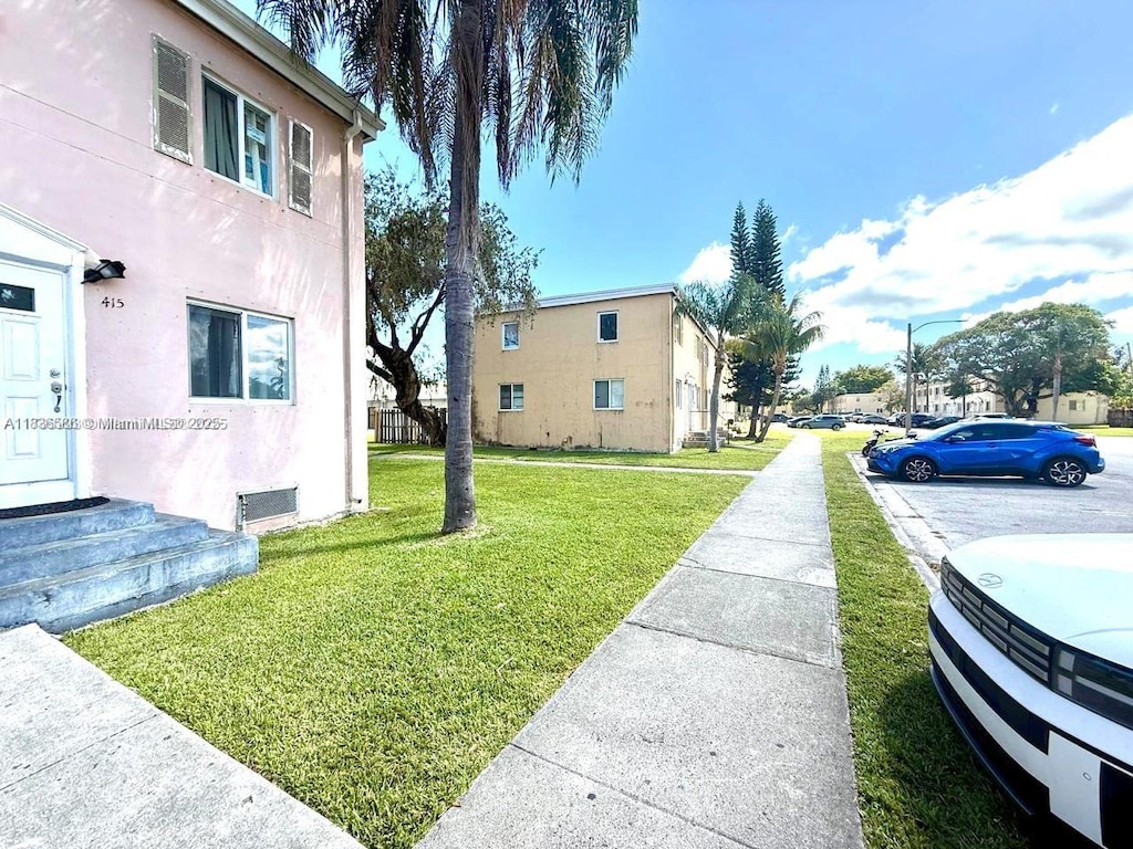 8448 NW 4 Unit 8448, Miami, FL 33150 - photo 2