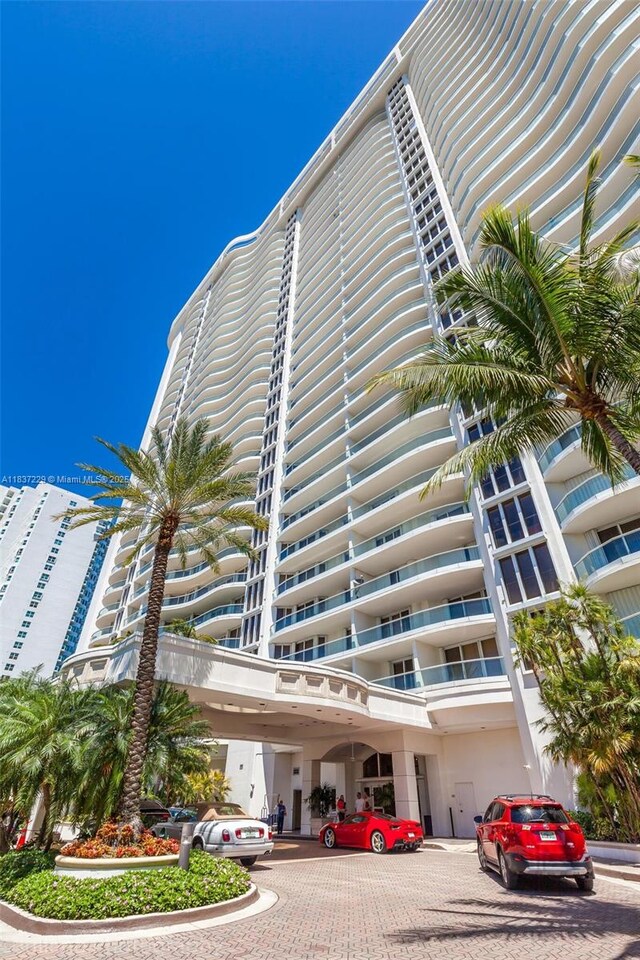 7000 Island Blvd Unit 2504, Aventura, FL 33160 - view of building exterior