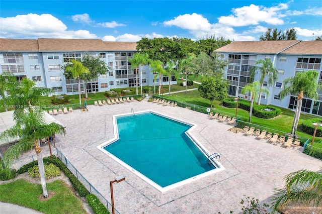 12650 SW 6th St Unit 101K, Pembroke Pines, FL 33027 - view of community pool