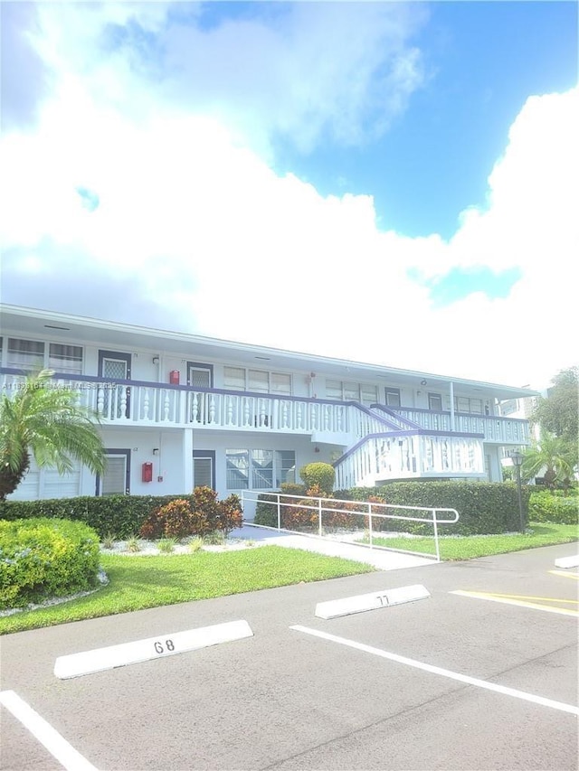 82 Oakridge G 82, Deerfield Beach, FL 33442 - photo 1