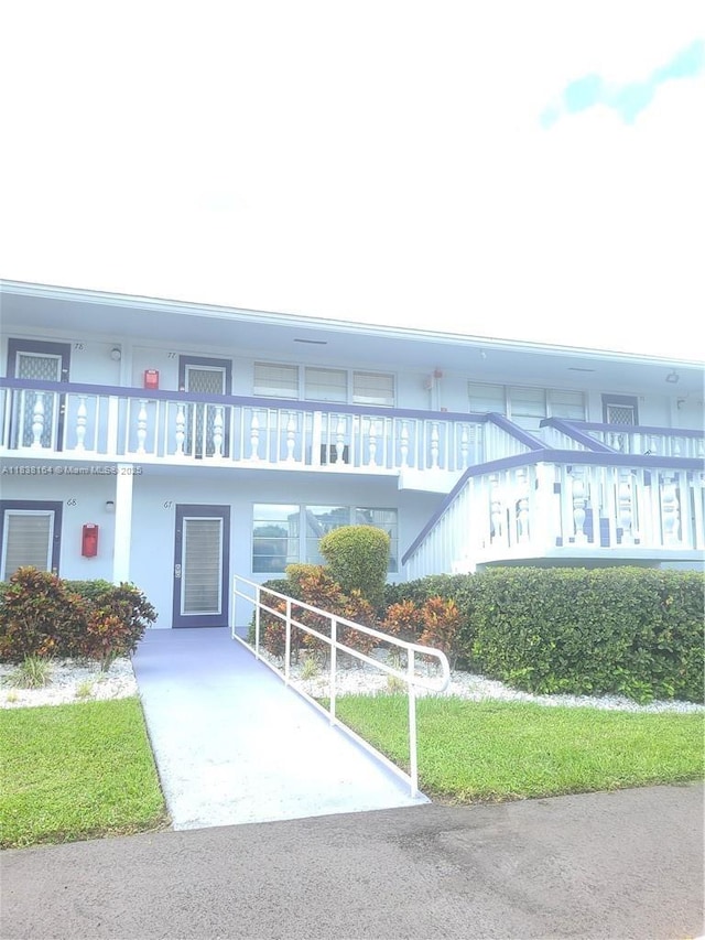 82 Oakridge G 82, Deerfield Beach, FL 33442 - photo 2