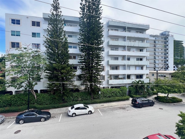 1200 14th St Unit 3C, Miami Beach, FL 33139 - view of apartment building / complex with uncovered parking