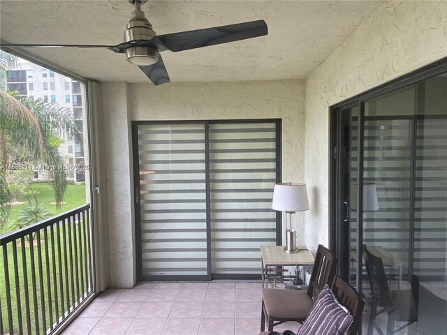 2205 S Cypress Bend Dr Unit 302, Pompano Beach, FL 33069 - balcony featuring a ceiling fan