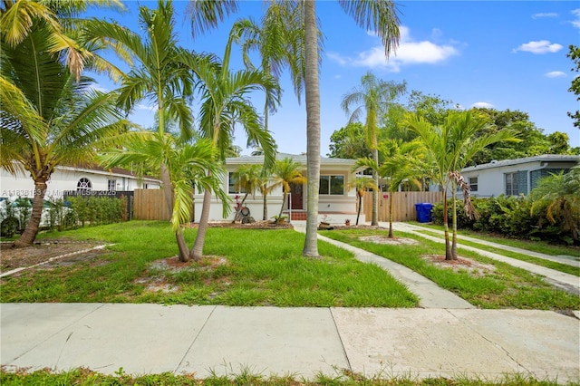 2530 Fillmore St, Hollywood, FL 33020 - photo 6