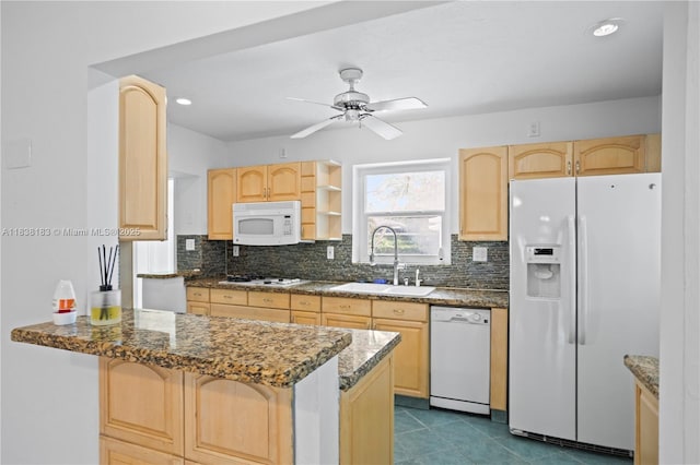 2530 Fillmore St, Hollywood, FL 33020 - photo 17