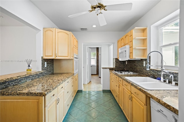 2530 Fillmore St, Hollywood, FL 33020 - photo 18