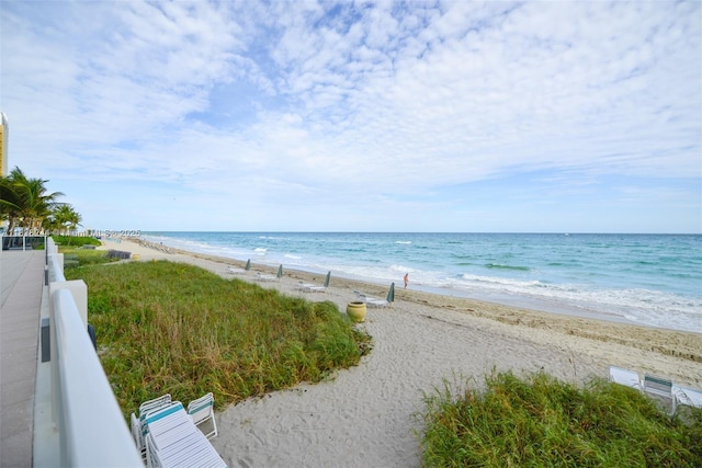 2751 S Ocean Dr Unit 1707S, Hollywood, FL 33019 - water view featuring nearby beach