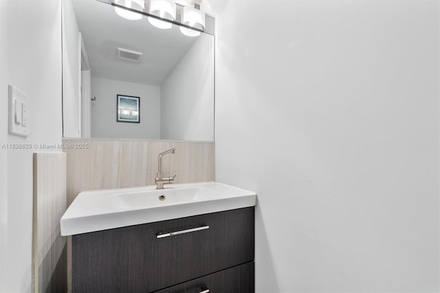 555 NE 15th St Unit 11D, Miami, FL 33132 - bathroom featuring vanity