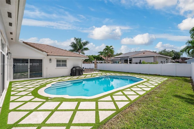4125 SW 152nd Ave, Miramar, FL 33027 - view of pool featuring a patio area and a fenced backyard