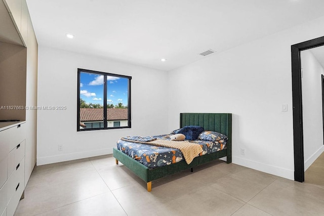 10746 Charleston Pl, Cooper City, FL 33026 - bedroom featuring baseboards and recessed lighting