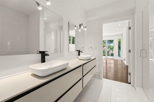 5625 N Bay Rd, Miami Beach, FL 33140 - photo 29