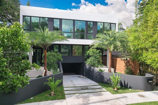 2824 Coconut Ave Unit 2824, Miami, FL 33133 - contemporary house featuring stucco siding