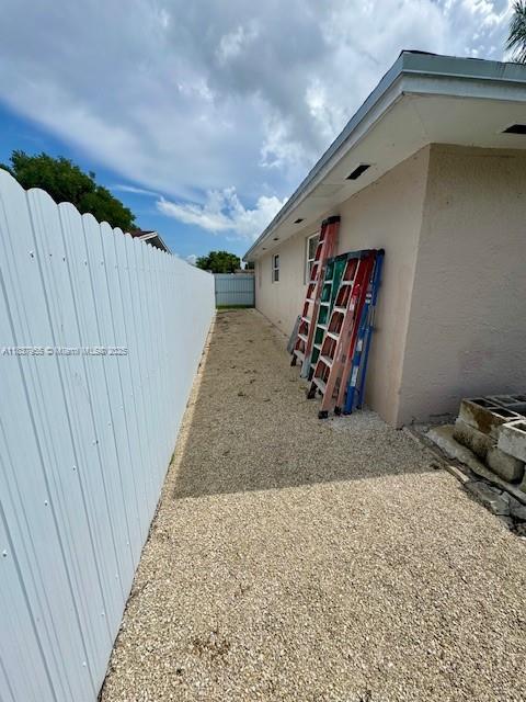 827 SW 3rd St, Florida City, FL 33034 - photo 5