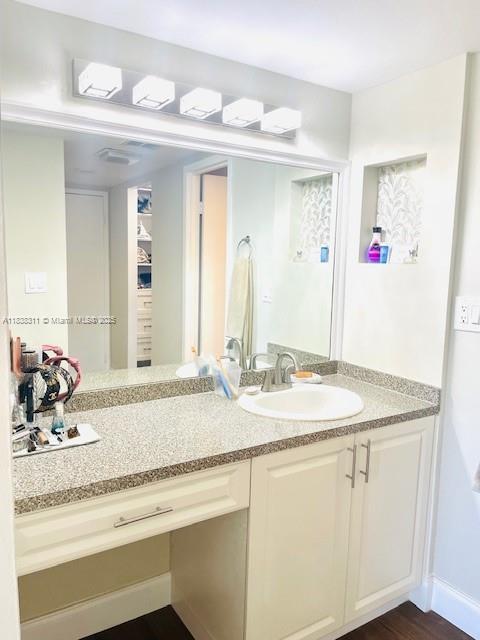 3675 N Country Club Dr Unit 708, Aventura, FL 33180 - photo 13