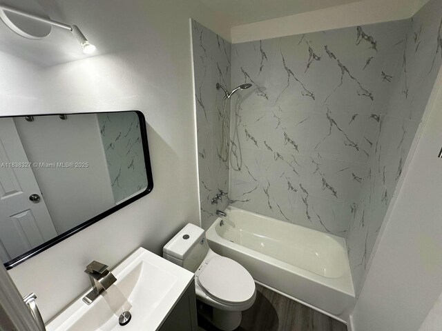 1645 NE 175th St, North Miami Beach, FL 33162 - photo 14