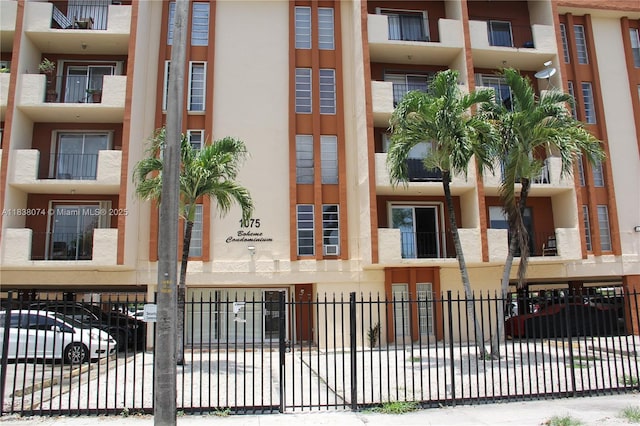 1075 W 68th St Unit 110, Hialeah, FL 33014 - view of apartment building / complex