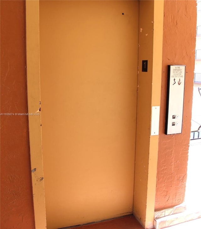 1075 W 68th St Unit 110, Hialeah, FL 33014 - hall featuring elevator