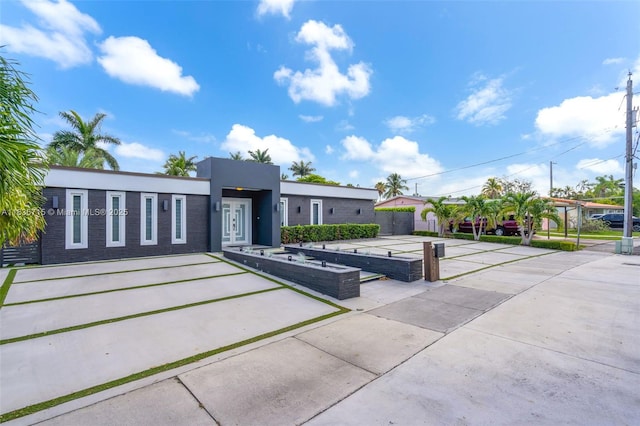 8241 NW 182nd St, Hialeah, FL 33015 - photo 2