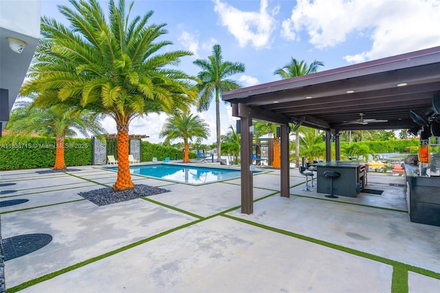 8241 NW 182nd St, Hialeah, FL 33015 - photo 29