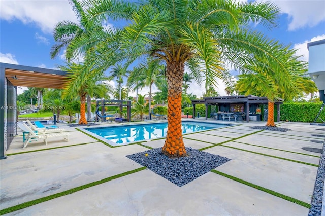 8241 NW 182nd St, Hialeah, FL 33015 - photo 30