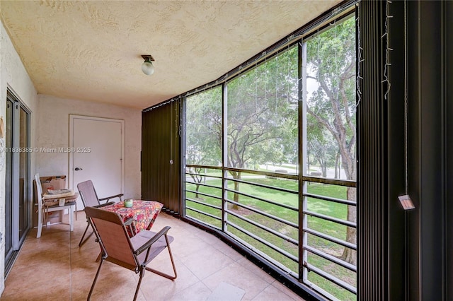 23344 Carolwood Ln Unit 303, Boca Raton, FL 33428 - view of sunroom / solarium