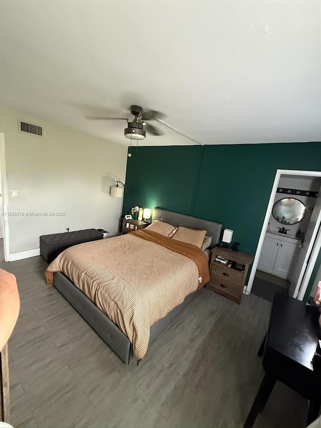 575 W Park Dr Unit 202, Miami, FL 33172 - bedroom featuring wood finished floors and ceiling fan