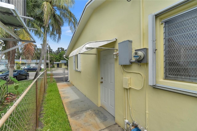 1900 N 31st Ave, Hollywood, FL 33021 - view of side of property with stucco siding