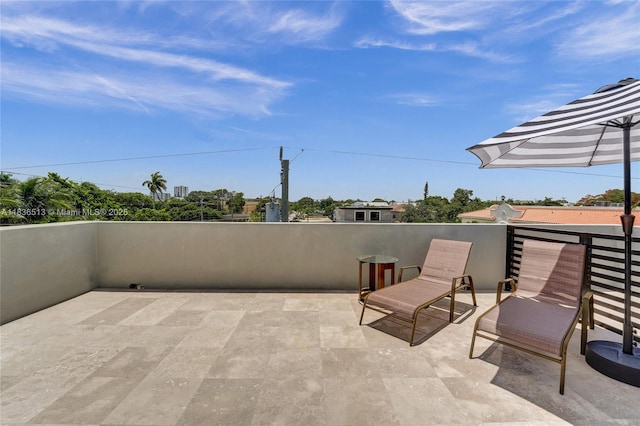 1617 NE 11th St Unit 1, Fort Lauderdale, FL 33304 - view of patio / terrace