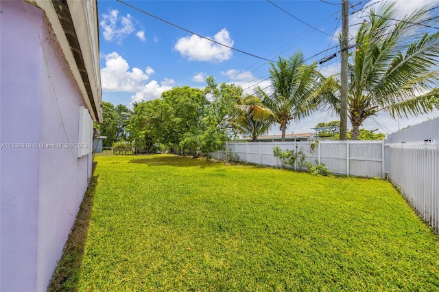 3300 NW 211th St, Miami Gardens, FL 33056 - view of fenced backyard