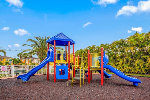 771 SE 2nd St, Homestead, FL 33030 - view of communal playground