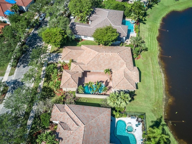 2664 Edgewater Dr, Weston, FL 33332 - aerial view of a pool