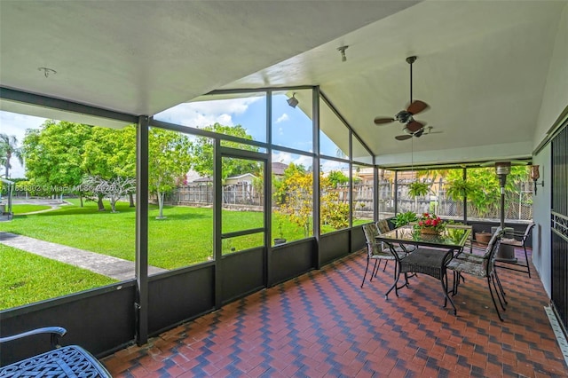 13325 SW 32nd St, Miami, FL 33175 - sunroom featuring a ceiling fan and vaulted ceiling