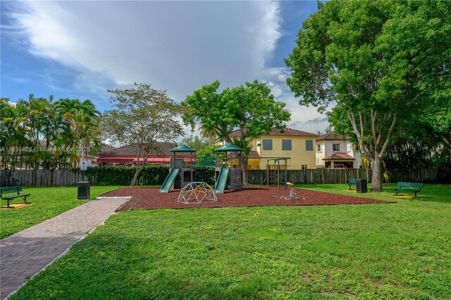 16549 SW 48th Ter, Miami, FL 33185