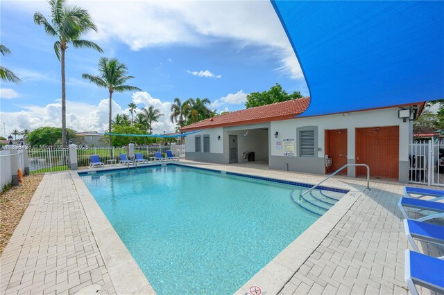 16549 SW 48th Ter, Miami, FL 33185