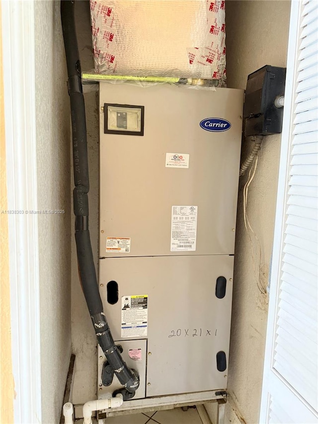 8973 NW 147th Ter, Miami Lakes, FL 33018 - utilities featuring heating unit