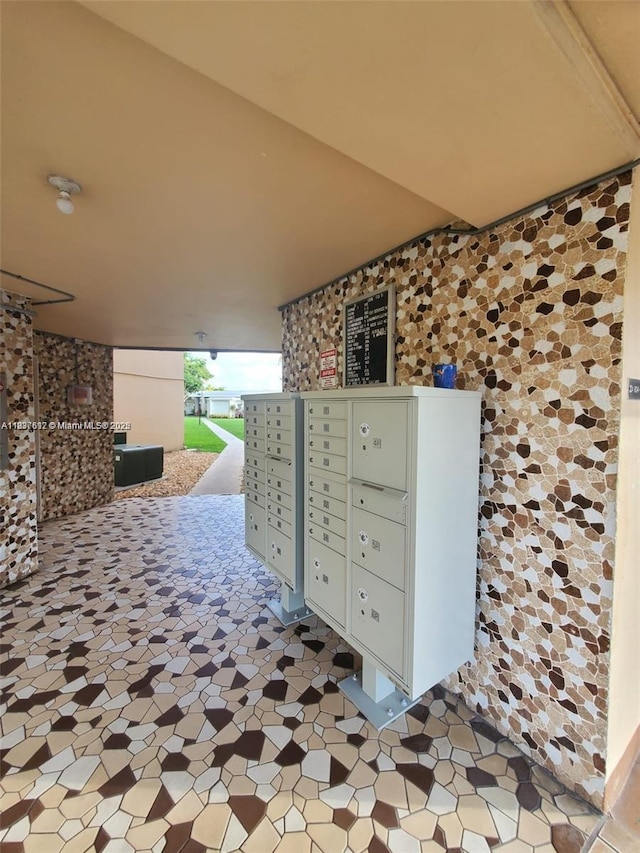 1450 NE 191st St Unit 106, Miami, FL 33179 - view of property's community with mail area
