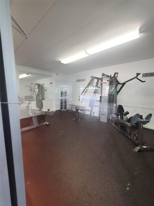 1450 NE 191st St Unit 106, Miami, FL 33179 - view of exercise room