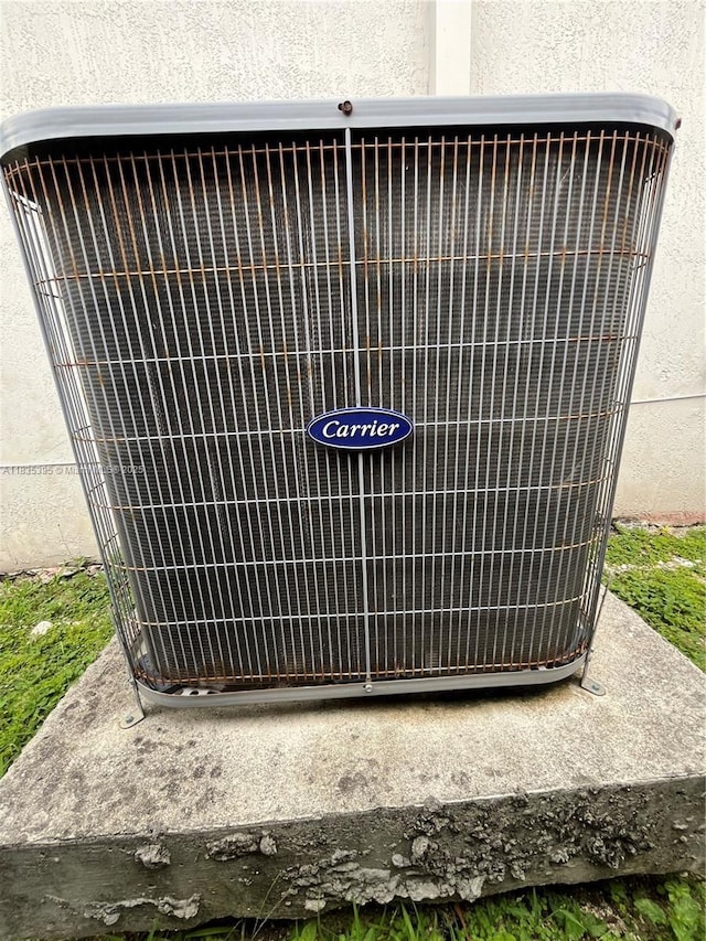 15924 SW 306th Ter, Homestead, FL 33033 - exterior view of a cooling unit and stucco siding