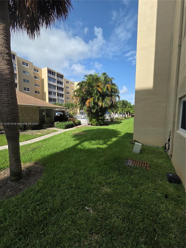 620 NE 12th Ave Unit 101, Hallandale Beach, FL 33009 - view of green lawn
