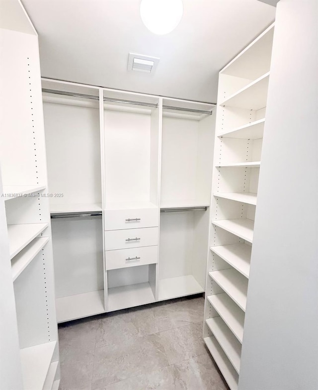 488 NE 18th St Unit 509, Miami, FL 33132 - view of spacious closet