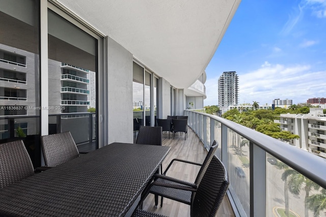 488 NE 18th St Unit 509, Miami, FL 33132 - balcony featuring a view of city