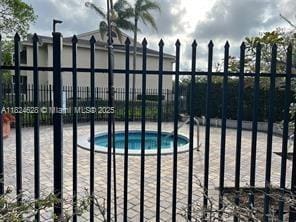 660 Cypress Club Way Unit F11, Deerfield Beach, FL 33064 - view of gate